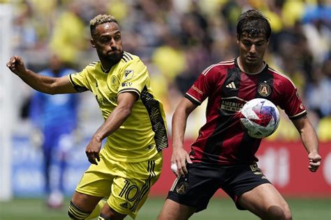 Picault, Mukhtar spark Nashville over Atlanta United 3-1